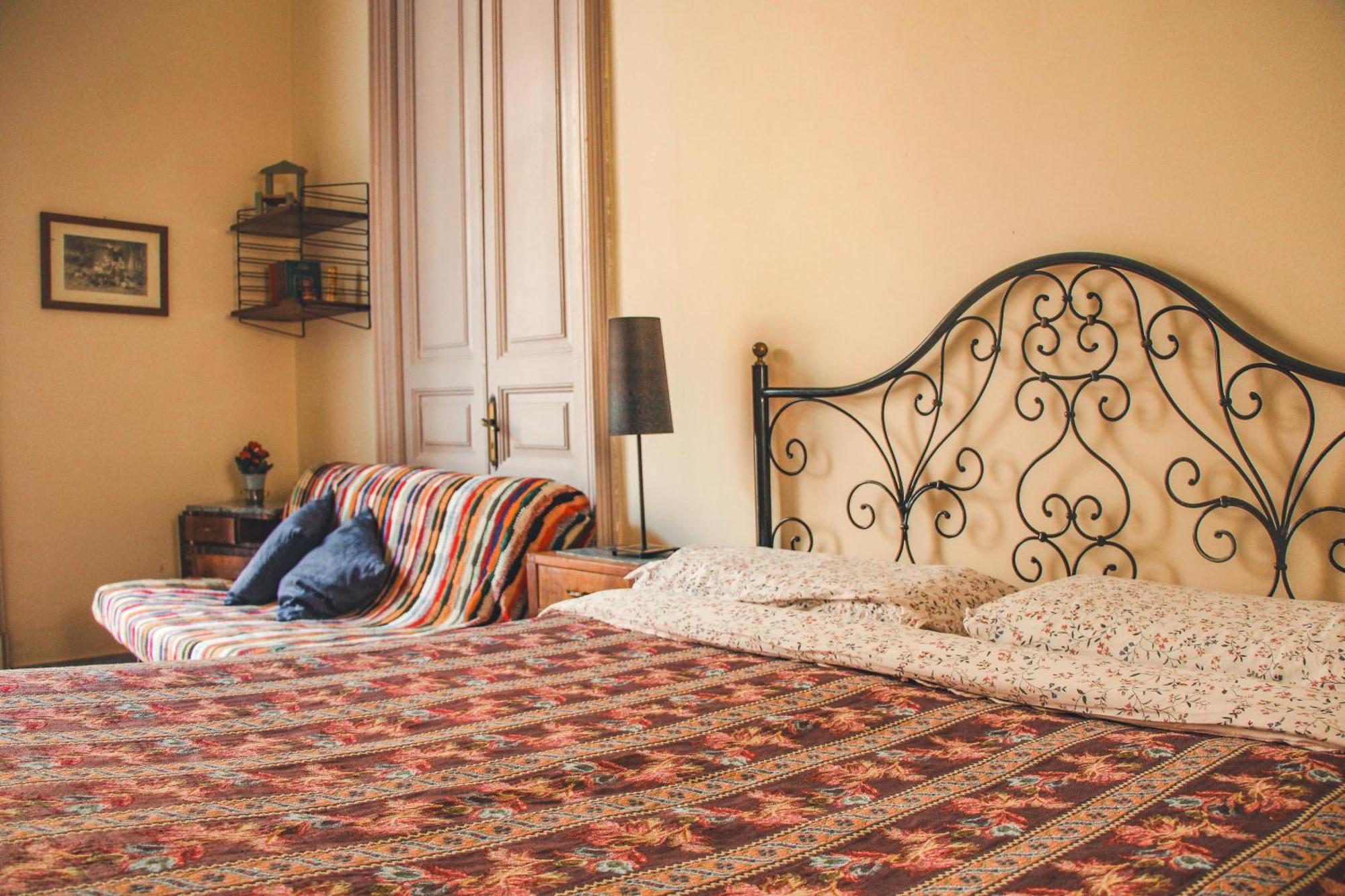 Casa Verdi - House of Travelers Catania Esterno foto