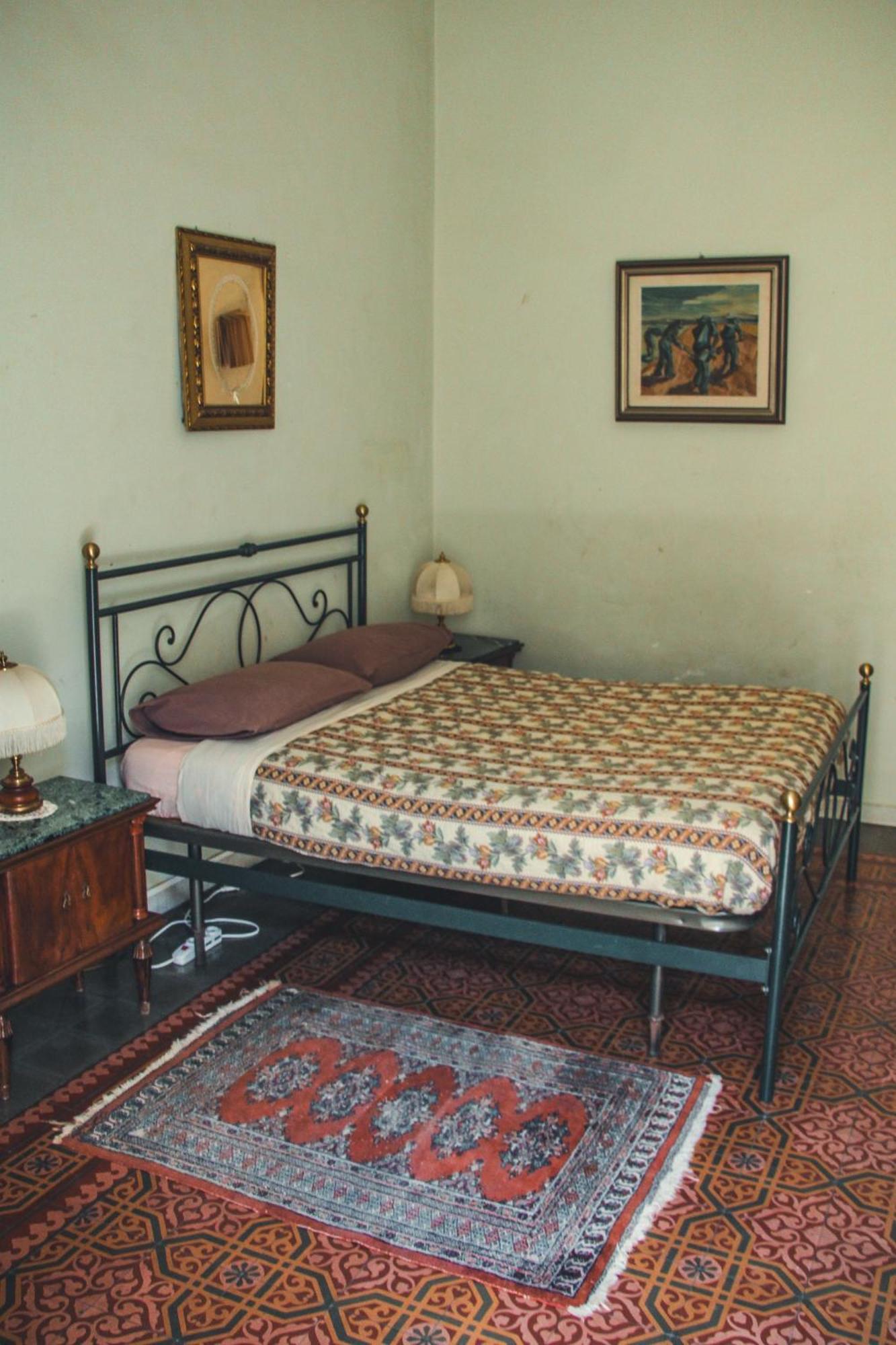 Casa Verdi - House of Travelers Catania Esterno foto